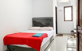 Penginapan Losmen Ayu Pamanukan RedPartner